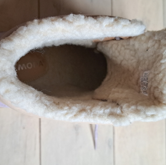 Friella Quilted Lace-Up Boot - New w/t box - Picture 9 of 11